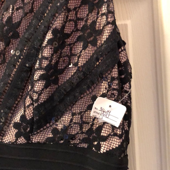 Long formal dress - Picture 3 of 5